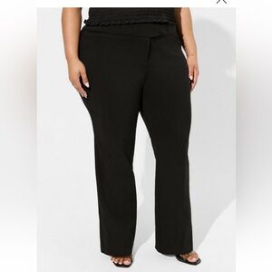 NWT Trouser Relaxed Boot Millennial Stretch High-Rise Pant (Torrid size 24s)
